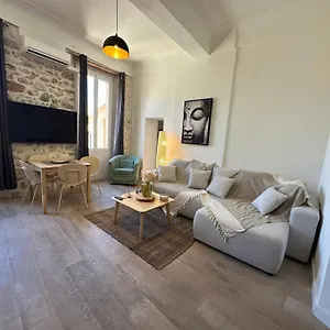 Apartment Gorgeous Brand New 2 Bedrooms